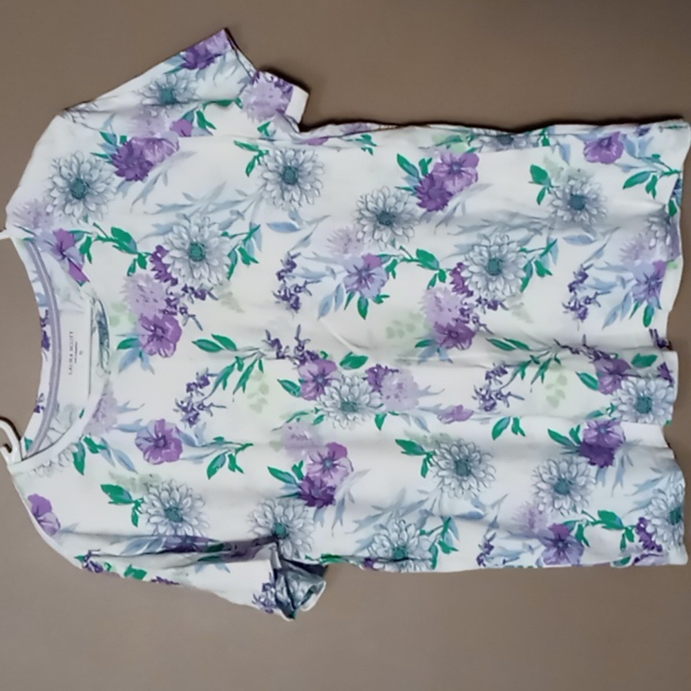 Laura Scott Purple Flowered Tee Size XL